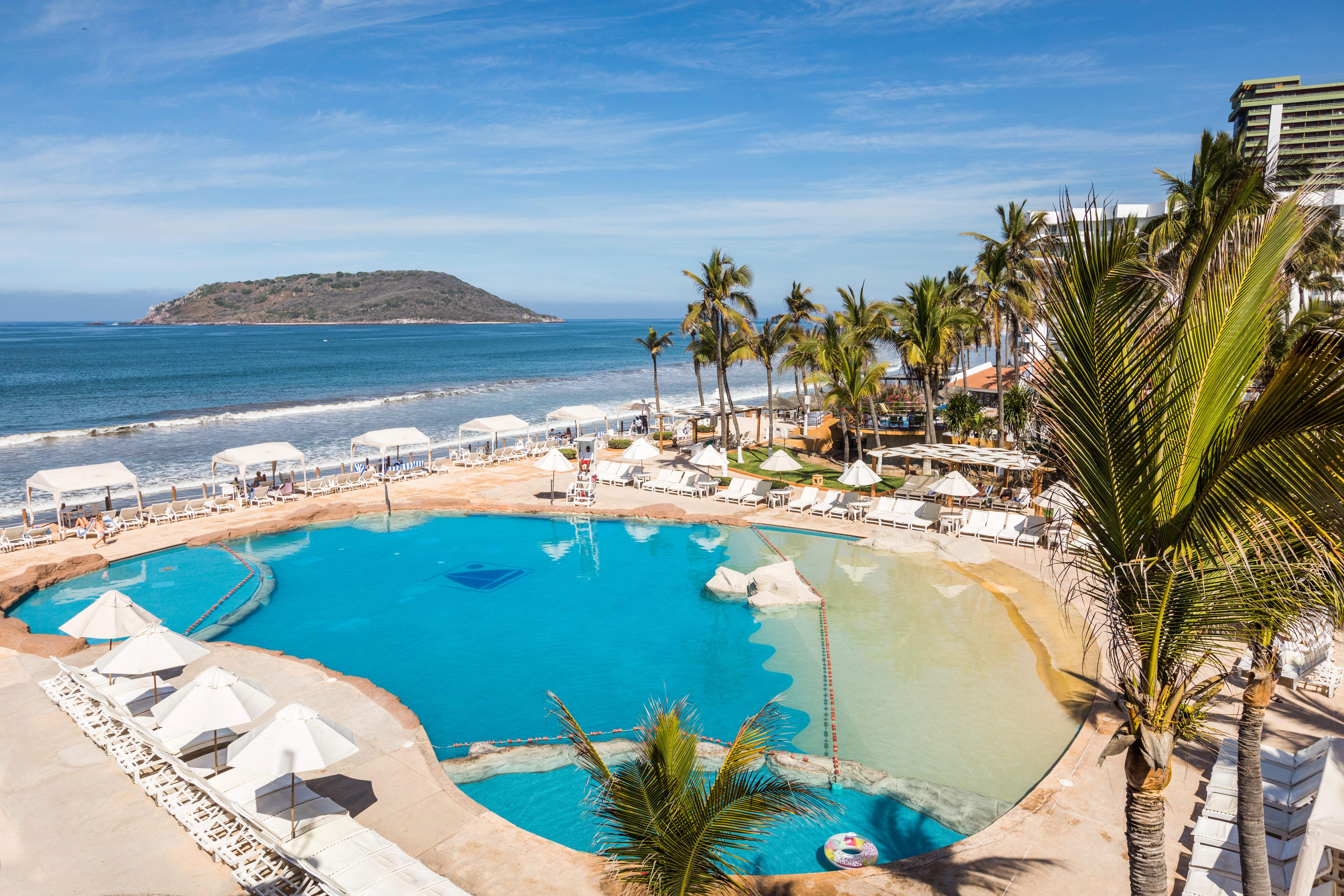 Costa De Oro Beach Hotel มาซาตลัน ภายนอก รูปภาพ