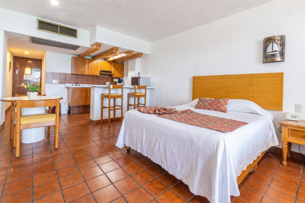 Costa De Oro Beach Hotel มาซาตลัน ภายนอก รูปภาพ