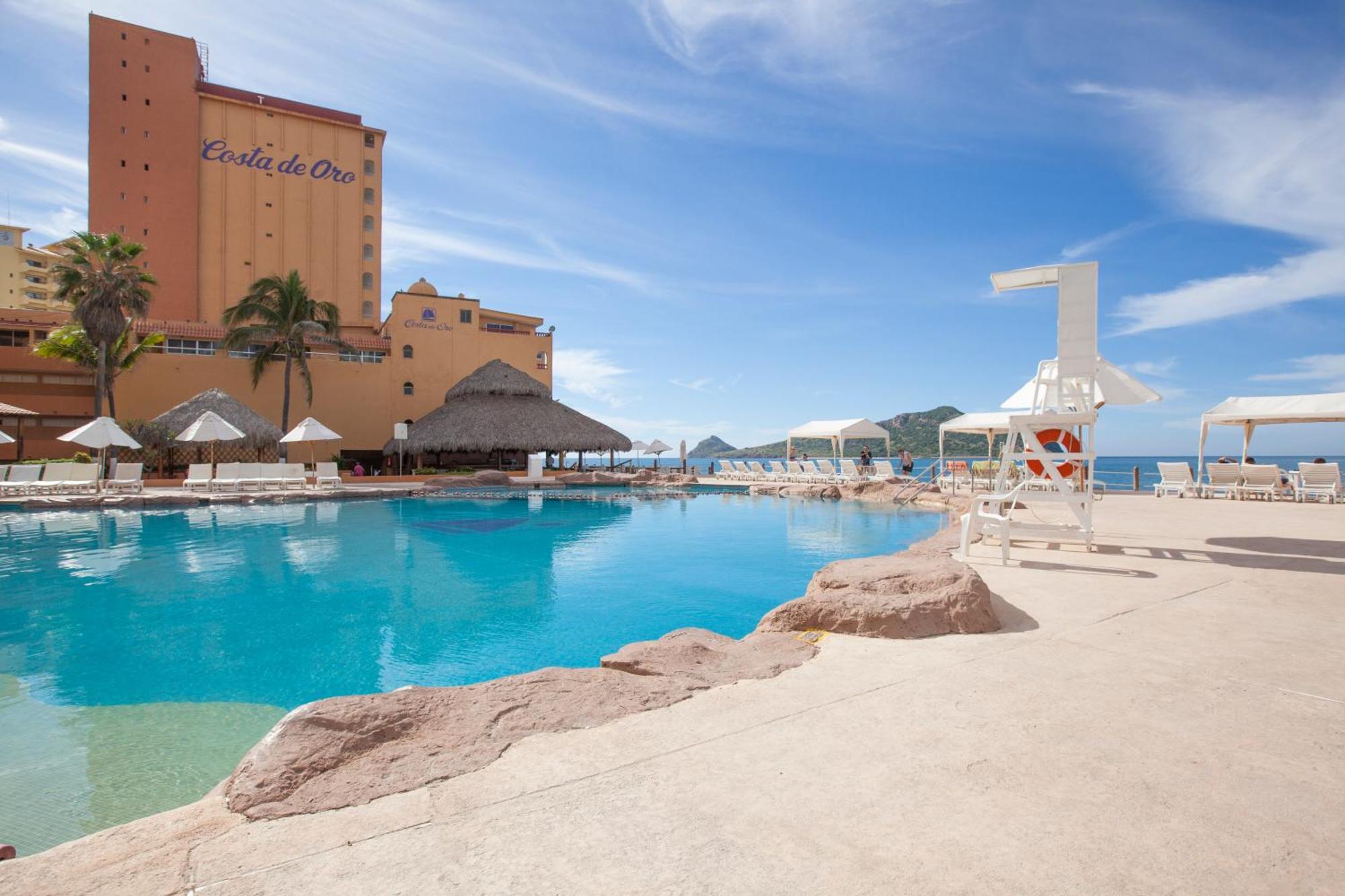 Costa De Oro Beach Hotel มาซาตลัน ภายนอก รูปภาพ