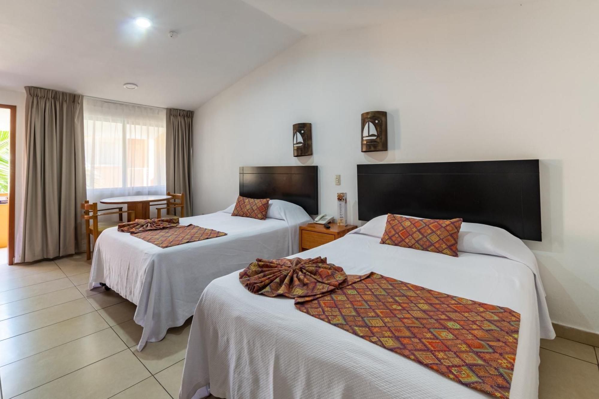 Costa De Oro Beach Hotel มาซาตลัน ห้อง รูปภาพ